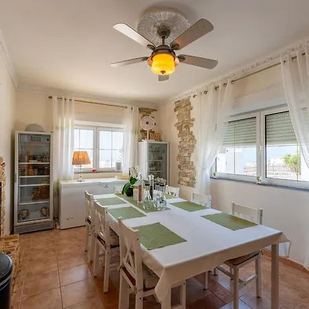 Private Luxury With Jacuzzi, Beach Bar, Pool Вилла Адехе