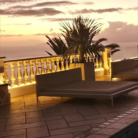 Private Luxury With Jacuzzi, Beach Bar, Pool Вилла