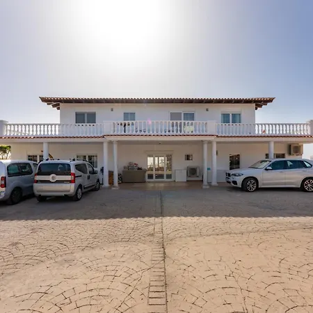 Private Luxury With Jacuzzi, Beach Bar, Pool Вилла *